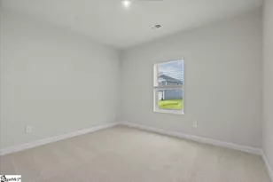 1597 Erindale Dr, Wellford, SC 29385 - Photo 4