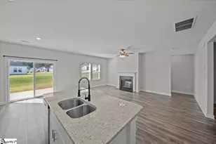 146 Vickery Rd, Woodruff, SC 29388 - Photo 6