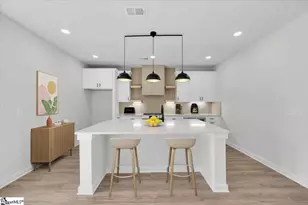 34 Gentry St, Greenville, SC 29611 - Photo 6