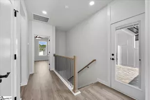 34 Gentry St, Greenville, SC 29611 - Photo 16