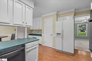 505 Cambridge Dr, Spartanburg, SC 29301 - Photo 8