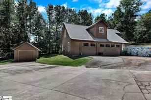 4501 Great Oaks Dr, Anderson, SC 29625 - Photo 2