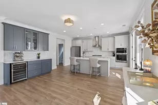 700 Lewes Ave, Simpsonville, SC 29681 - Photo 4