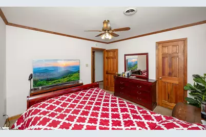 202 Mitchell Street, Laurens, SC 29360 - Photo 12