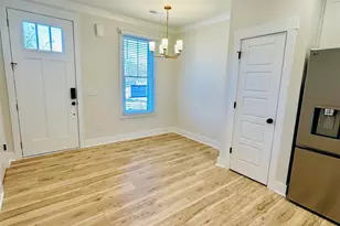 9 Hawthorne Ln, Greenville, SC 29605 - Photo 8