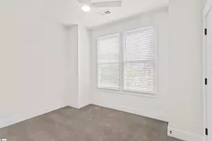 9 Hawthorne Ln, Greenville, SC 29605 - Photo 20