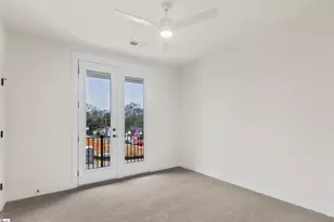 9 Hawthorne Ln, Greenville, SC 29605 - Photo 14