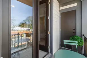 9 Hawthorne Ln, Greenville, SC 29605 - Photo 44