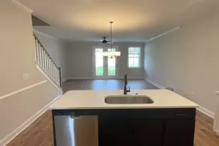 215 Lewes Ave, Simpsonville, SC 29681 - Photo 8