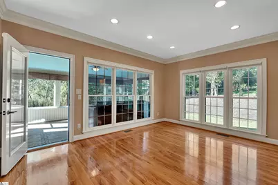 310 Hidden Creek Circle, Spartanburg, SC 29306 - Photo 10