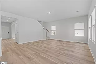 572 Cozy Blf Rd, Spartanburg, SC 29301 - Photo 12