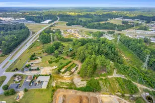 117 Bracken Ln, Easley, SC 29642 - Photo 2