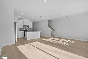 412 Blissful Ct, Taylors, SC 29687 - Photo 6