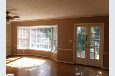 31 Summercreek Drive, Spartanburg, SC 29307 - Photo 6