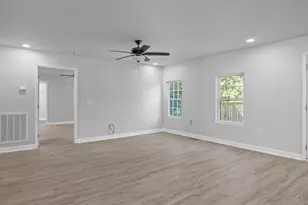 110 Kensington Dr, Spartanburg, SC 29306 - Photo 6