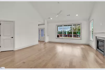 517 N East Main Street, Easley, SC 29640 - Photo 4