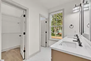 517 N East Main St, Easley, SC 29640 - Photo 14