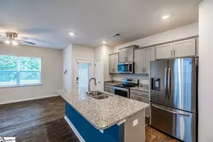 1422 Bella Grace Ct, Boiling Springs, SC 29316 - Photo 6