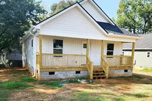 200 Broadus St, Greer, SC 29651 - Photo 1