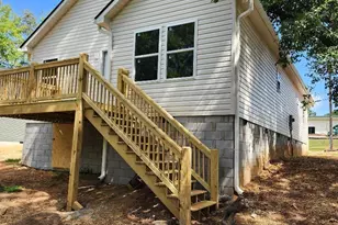 200 Broadus St, Greer, SC 29651 - Photo 10