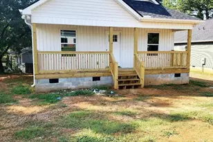 200 Broadus St, Greer, SC 29651 - Photo 2