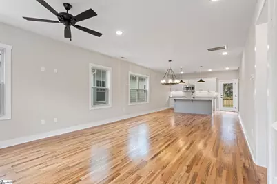 20 N Georgia Avenue, Greenville, SC 29611 - Photo 4