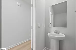 402 Blissful Ct, Taylors, SC 29687 - Photo 2