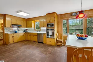 4841 Jordan Rd, Greer, SC 29651 - Photo 6