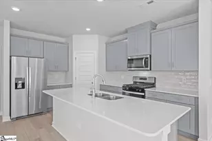 400 Blissful Ct, Taylors, SC 29687 - Photo 4