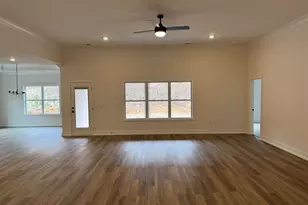 231 Rolling Waters Dr, Greenville, SC 29605 - Photo 4