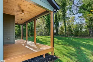 18 Doe St, Greenville, SC 29611 - Photo 4