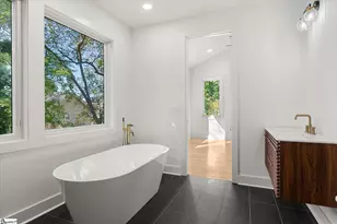 18 Doe St, Greenville, SC 29611 - Photo 40