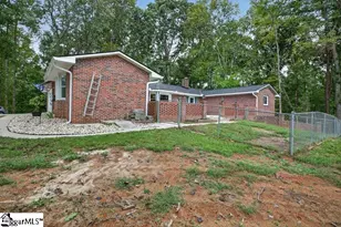 320 Hamburg Rd, Easley, SC 29640 - Photo 32