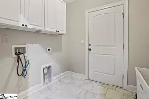 107 Queens Ct, Greenwood, SC 29649 - Photo 14