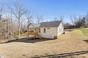 85 Robinson Rd, Taylors, SC 29687 - Photo 26