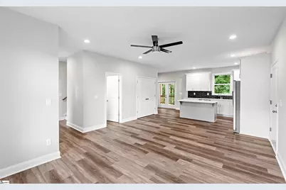 709 Rockcliff Street, Greenville, SC 29617 - Photo 2