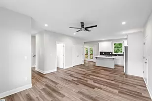 709 Rockcliff St, Greenville, SC 29617 - Photo 2