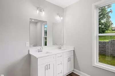 709 Rockcliff Street, Greenville, SC 29617 - Photo 6