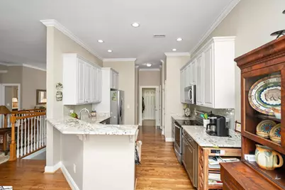 9 Belle Terre Court, Greenville, SC 29609 - Photo 6