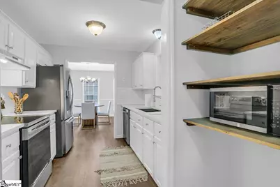 304 Pine Street, Greer, SC 29650 - Photo 10