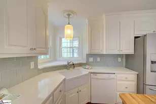 406 Stonewall Dr, Easley, SC 29642 - Photo 22