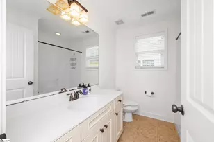 105 Lawndale Dr, Greer, SC 29651 - Photo 32