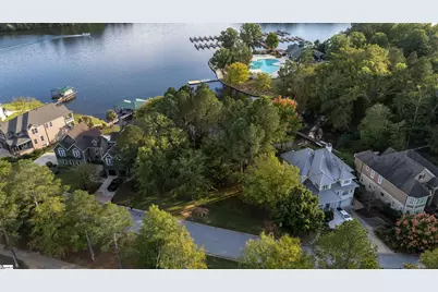 512 Grand Harbor Boulevard, Ninety Six, SC 29666 - Photo 2