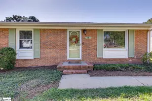 18 Sunrise Dr, Taylors, SC 29687 - Photo 4