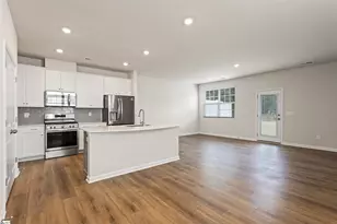 8 Loebner Ln, Simpsonville, SC 29681 - Photo 6