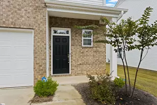 8 Loebner Ln, Simpsonville, SC 29681 - Photo 2