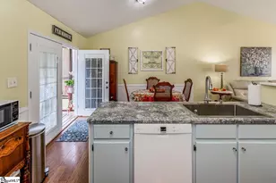 111 Plumcreek Ln, Enoree, SC 29335 - Photo 8