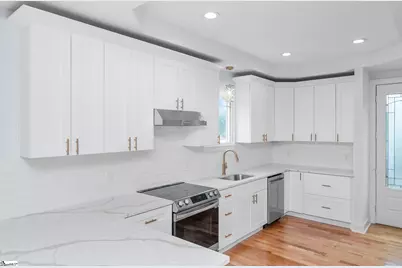 17 Furman Street, Greenville, SC 29611 - Photo 4