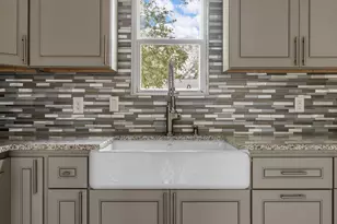 603 W 5th Ave, Easley, SC 29640 - Photo 18