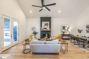 105 David St, Greenville, SC 29609 - Photo 4